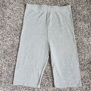 PrettyLittleThing Gray Biker Shorts Size 2